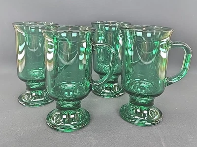 Juego de tazas de café irlandesas de vidrio verde, de Anchor Hocking Foto 1 de 4