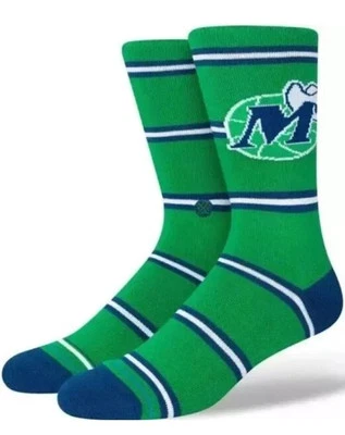 Meias Stance NBA Dallas Mavericks Crew listras verdes GG masculinas 9-13, femininas 11-14  - Imagem 1 de 3