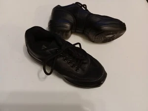 Theatricals Split Arch Sole Ballet Jazz Dance Sneaker Show Footwear Kids Sz 13.5 - Picture 1 of 8