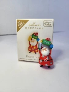 Hallmark 2009 adorno en miniatura Santa Claus festivo - Imagen 1 de 6