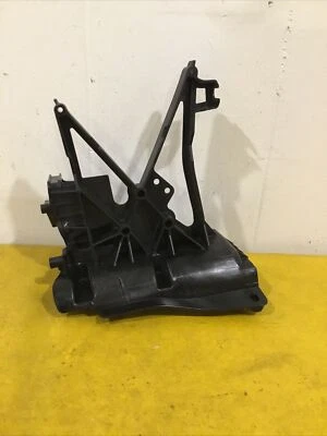 Nuevo soporte de radiador derecho Mercedes Benz E300 E400 E43 2016-2018 OEM Foto 1 de 4