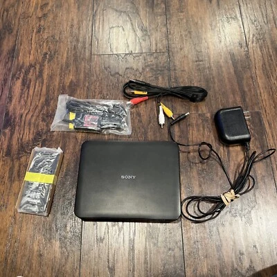 Sony DVP-FX750 7” Widescreen LCD Portable DVD Player  Tested And Works W/Remote - Image 1 of 4