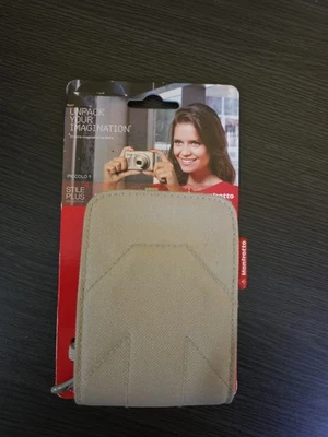 New Manfrotto MB SV-ZPM-1DV Piccolo 1 Camera Point-n-Shoot Stile Plus Case Pouch - Image 1 of 4