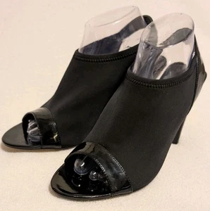 ADRIENNE VITTADINI Rafael Black Stretch Peep Toe Block Heel Size 9.5 N40 - Picture 1 of 7