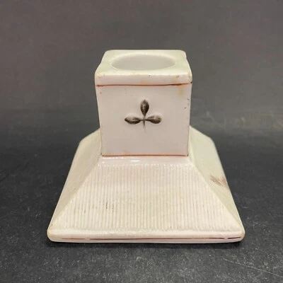 Pyrogène de table à jeux avec porte-allumettes et frottoir en Faïence - Photo 1/4