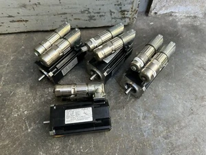 Kollmorgen AKM22C-ACBNDB00 servo motor - Picture 1 of 2