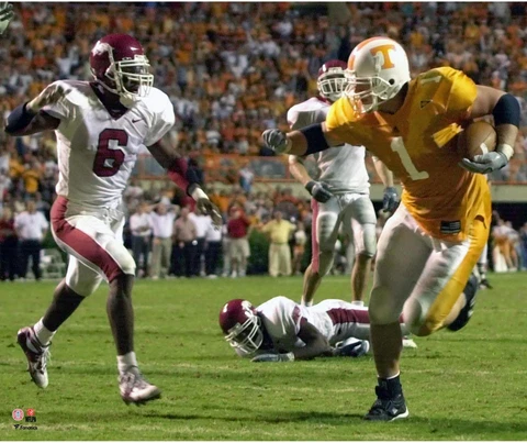 Jason Witten Tennessee Volunteers Unsigned Stiff-Arm Photograph Cover