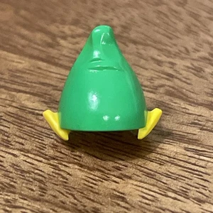 NEW LEGO Santa’s Elf Headgear Hat, Pointed Ears & Bright Green Top Pattern - Picture 1 of 5
