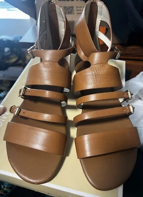 Sandalias planas Michael Kors Winston Gladiator para dama 9,5 M cuero marrón con cremallera  Foto 1 de 4