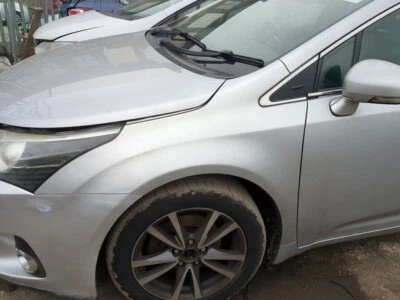 TOYOTA AVENSIS 2011-2018 PASSENGER SIDE WING FENDER SILVER - Image 1 of 4