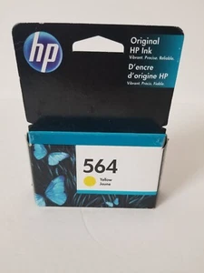NEW Genuine HP 564 Yellow Printer Ink Cartridge CB320WN OEM Exp 10/20 - Picture 1 of 2