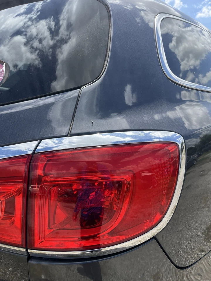 2014 Buick Enclave Tailight Passenger Side - Image 1 of 1