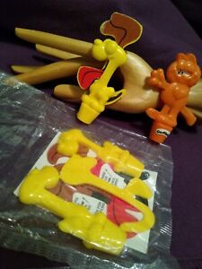 Garfield And Odie Pencil Toppers 3pc Lot Odie In Package Original 1987 Kellogg's