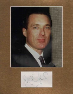 MARTIN KEMP - EastEnders - Spandau Ballet - HAND SIGNED CARD IN MATTED DISPLAY - Picture 1 of 1