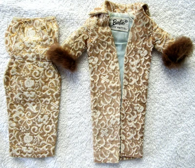 VINTAGE MATTEL 1959 BARBIE "EVENING SPLENDOR" DRESS & COAT FASHION OUTFIT #961 - Image 1 of 4