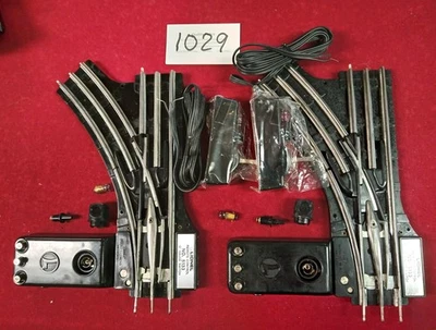 Lionel 5133  022 Type Remote Controlled Two  Left Hand Switches - Image 1 of 4