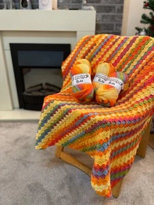 Rainbow C2C (corner to corner) Lapghan Blanket Crochet Kit - Picture 1 of 6