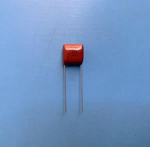 ECQ-B1224JF PELÍCULA CONDENSADORA PANASONIC POLIÉSTER 0.22UF 100VDC 5% 10mm RADIAL  - Imagen 1 de 4