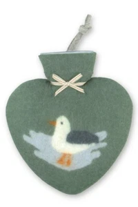 Dorothee Lehnen Fashy Wärmflasche Eismöwe grün hellgrün Merino handgefilzt weich