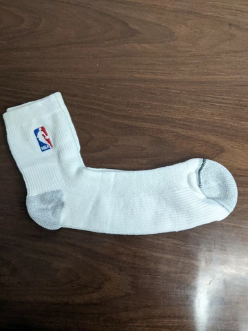 NBA Charlotte Hornets Basketball Quarter Socks White Size 12-15 Cover
