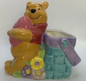 Florero de cerámica vintage Winnie The Pooh soporte para plantas maceta corazón - Imagen 1 de 6