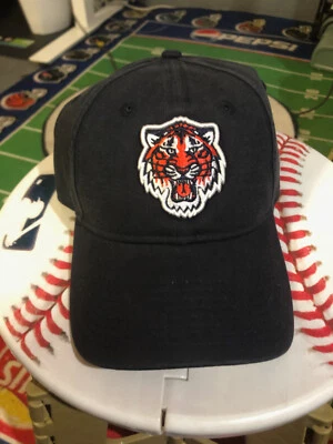 Detroit Tigers MLB Core Fit Throwback Replica Baseball Hat Cap Fitted Men's L D - Image 1 of 3