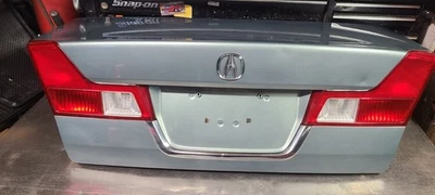 01-03 Honda Civic/Acura EL trunk bumper ,EM2, EP3, DC5,ES1,ES2,EL,domani,si.vtis - Image 1 of 4