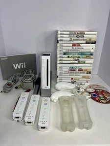 Nintendo Wii (white) With Controllers And 23 Games. Works, Tested. - Picture 1 of 9