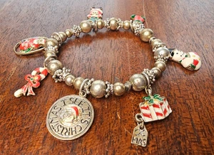 Christmas Silver Tone Stretch Charm Bracelet Enamel Santa Christmas Snowman 7" - Picture 1 of 5