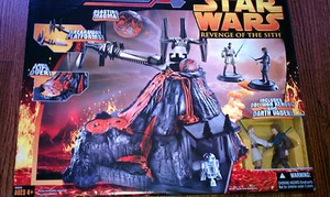 Star Wars Revenge Of The Sith Mustafar Final Duel Playset W/ Anakin & Obi Wan  - Picture 1 of 7