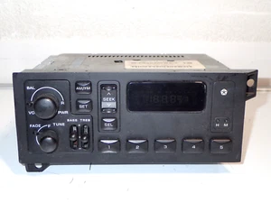 Chrysler Corporation AM FM Radio From 1999 for Dodge Neon P04858560AC OEM - Picture 1 of 4