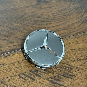 Mercedes-Benz OEM Wheel Center Caps Emblem 75mm A0004002700 - Picture 1 of 10