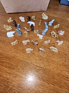 Wade England Whimsies Set 31 Wildtier Figuren Rote Rose Tee - Bild 1 von 1