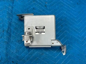 Lexus LX470 AHC Suspension Control Computer Module 89290-60040 2003-2005 OEM - Picture 1 of 9