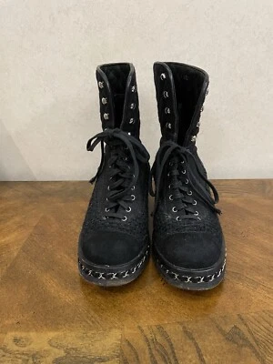 香奈儿女靴 — 第 1/4 张图片