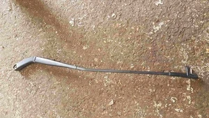 Volkswagen Golf MK4 1997-2004 Passenger NSF Front Windscreen Wiper ARM - Picture 1 of 5