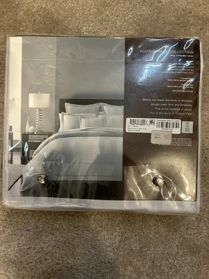 Hudson Park Collection King Comforter Cover. 600 Thread 100% Egyptian Cotton - Image 1 of 2