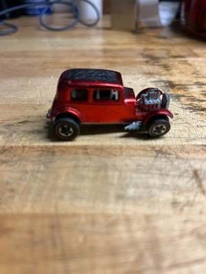 Hot Wheels   Classic 32 Ford Vicky Crackle Roof  - Red -  Car   Red Line - Image 1 of 4