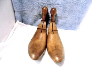 Vintage Wooden Cobblers Shoe Stretcher Pair 44 Great Decorative Piece - Picture 1 of 5