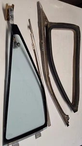 1980 Datsun 280ZX 2+2 Right Quarter Window-Gasket- Upper Lower Trim-Handle-Barn - Picture 1 of 21