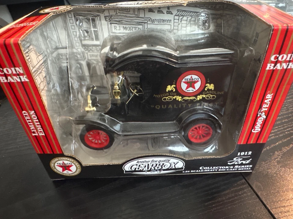 Gearbox Texaco 1912 Ford Delivery Car Coin Bank Diecast 1:24 Scale Limited Ed. - Image 1 of 2