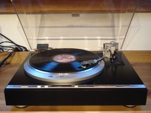 JVC QL-Y5F Turntable - Zdjęcie 1 z 9