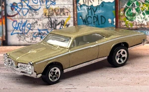 Pontiac GTO 1967 Hot Wheels (oro) N como nuevo/suelto - Imagen 1 de 4