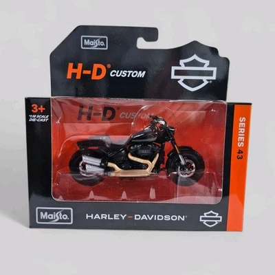 MAISTO HARLEY DAVIDSON 2022 FAT BOB 114 HD Moto 1:18 Serie 43 Negro  Foto 1 de 4