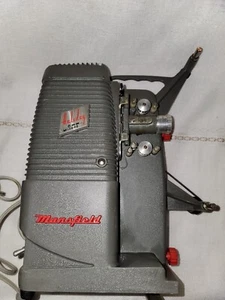 VINTAGE - Mansfield Holiday 8mm Projector Powers On. M-1000 - Picture 1 of 15