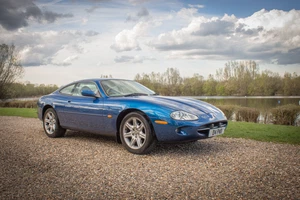 Jaguar XK8 Coupe Automatic - Picture 1 of 12