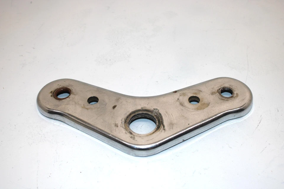 Árbol triple superior 83 Suzuki Alt125 3x9 modelo D OEM 51310-24300 AS12 Foto 1 de 4