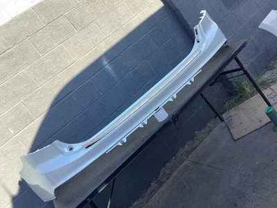 2016 2017 2018 2019 2020 2021 2022 VOLVO XC90 PARACHOQUES TRASERO CUBIERTA OEM  Foto 1 de 4