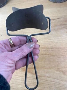 Vintage Rotary Cutter Ravioli Biscuits Pastry rustic Farmhouse Decor - Picture 1 of 5