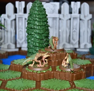 Heroscape : Marrden Nagrubs Swarm of the Marro (3 Figures and 1 Battle Card) VG - Picture 1 of 2
